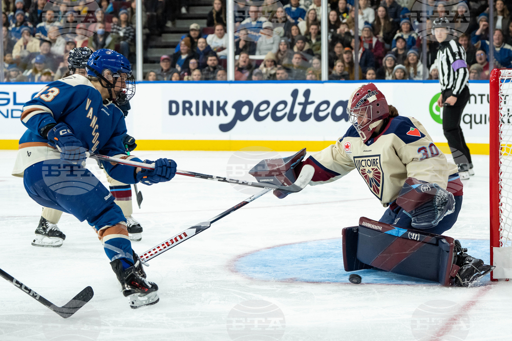PWHL Victoire Goldeneyes Hockey