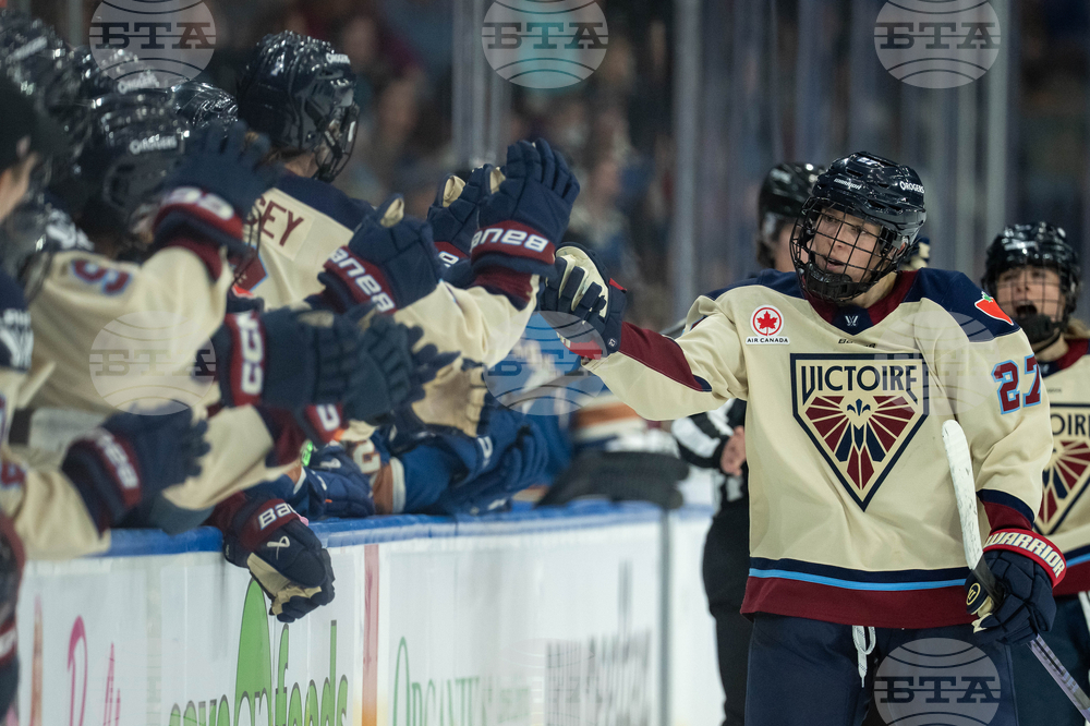 PWHL Victoire Goldeneyes Hockey