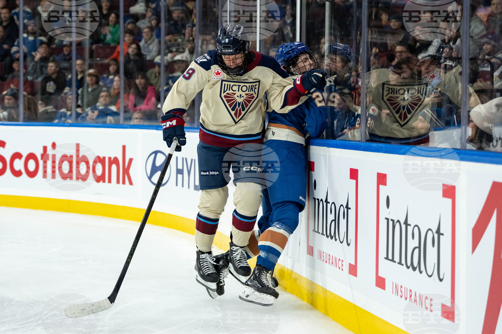 PWHL Victoire Goldeneyes Hockey