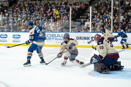 PWHL Victoire Goldeneyes Hockey