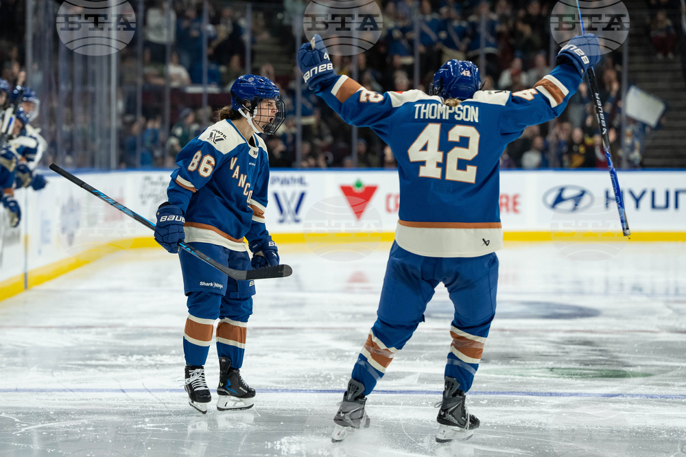 PWHL Victoire Goldeneyes Hockey