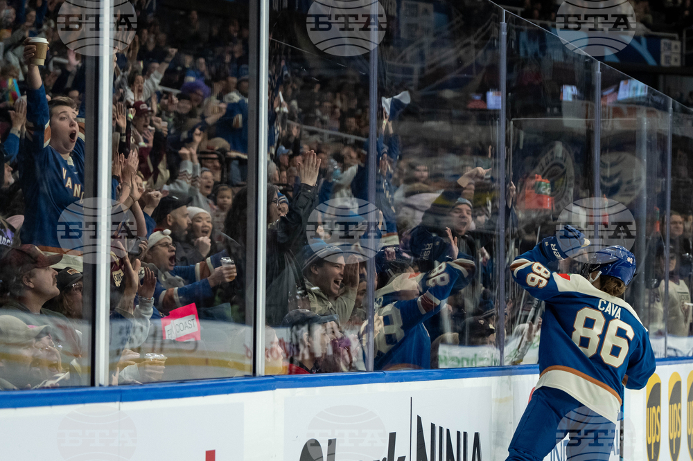 PWHL Victoire Goldeneyes Hockey