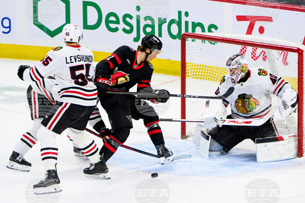 Blackhawks Senators Hockey