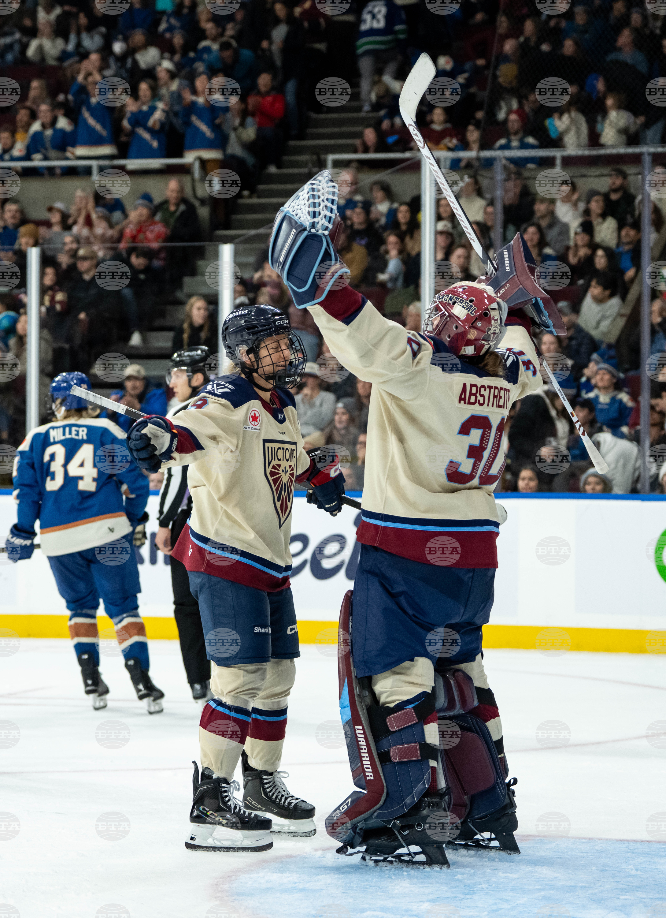 PWHL Victoire Goldeneyes Hockey