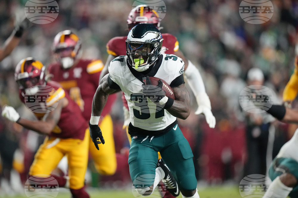 Eagles Commanders Football