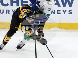 Canucks Bruins Hockey