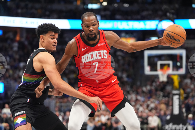 Кевин Дюрант отбеляза 31 точки, за да изведе Хюстън до победата срещу Денвър в НБА