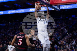 Mavericks 76ers Basketball