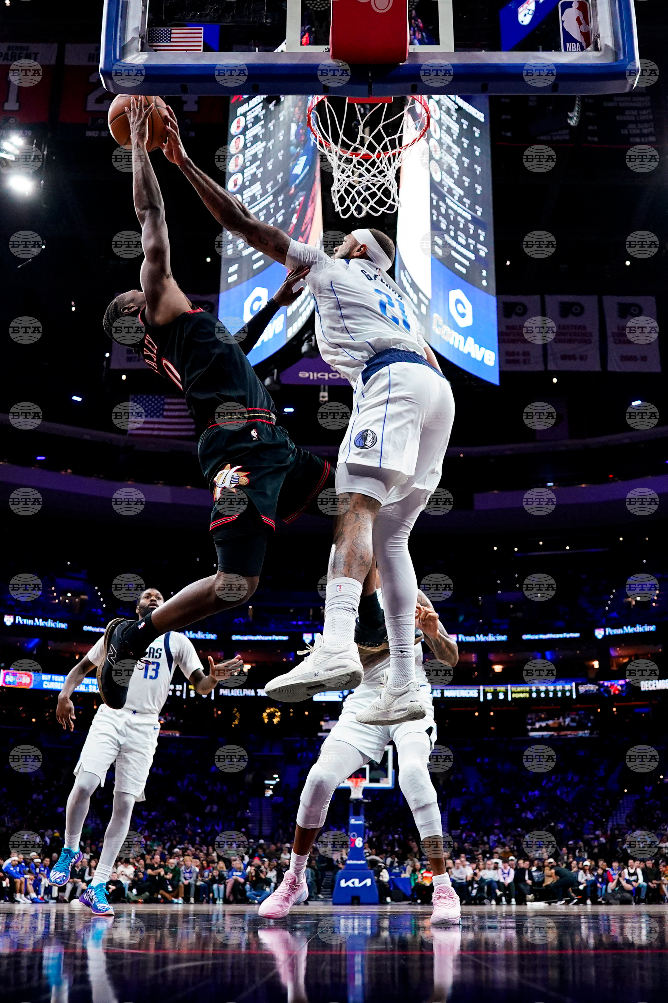 Mavericks 76ers Basketball