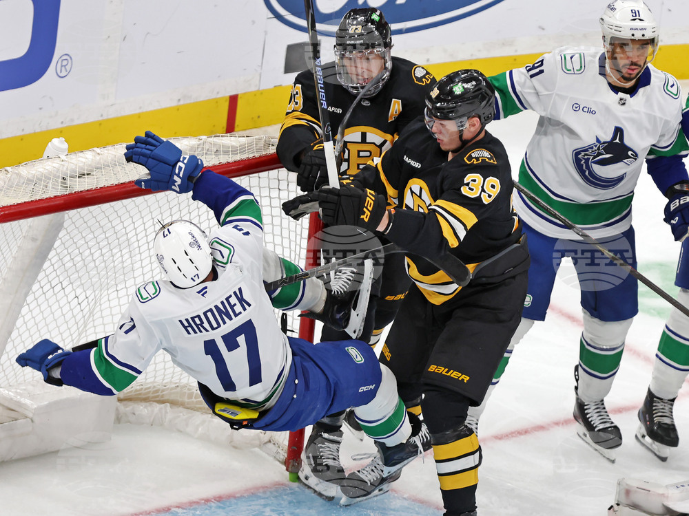 Canucks Bruins Hockey