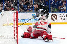 Hurricanes Lightning Hockey