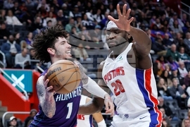 Hornets Pistons Basketball