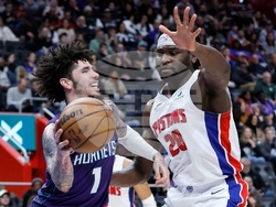 Hornets Pistons Basketball