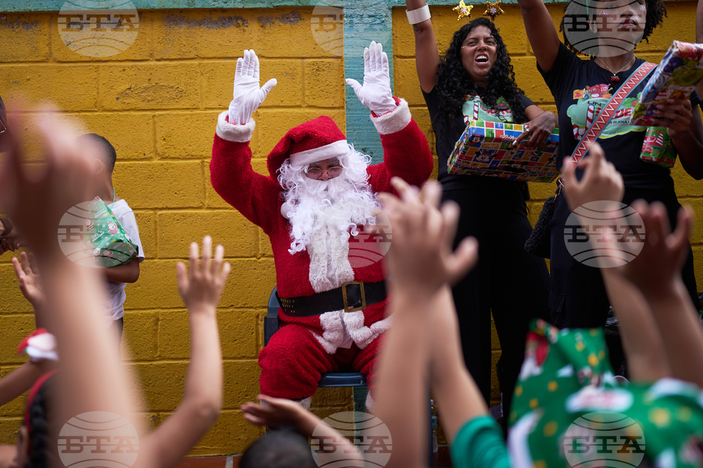 APTOPIX Venezuela Christmas