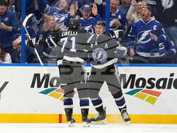 Hurricanes Lightning Hockey