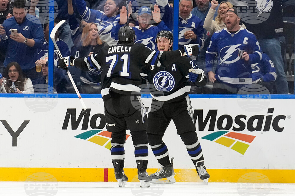 Hurricanes Lightning Hockey