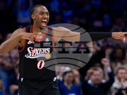 Mavericks 76ers Basketball