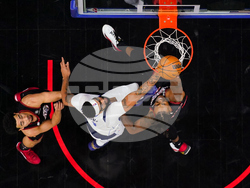 Mavericks 76ers Basketball