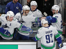 Canucks Bruins Hockey