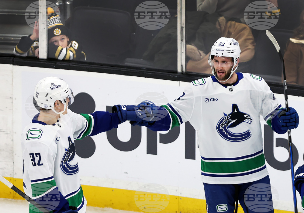 Canucks Bruins Hockey