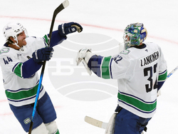 Canucks Bruins Hockey