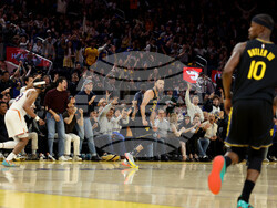 Suns Warriors Basketball