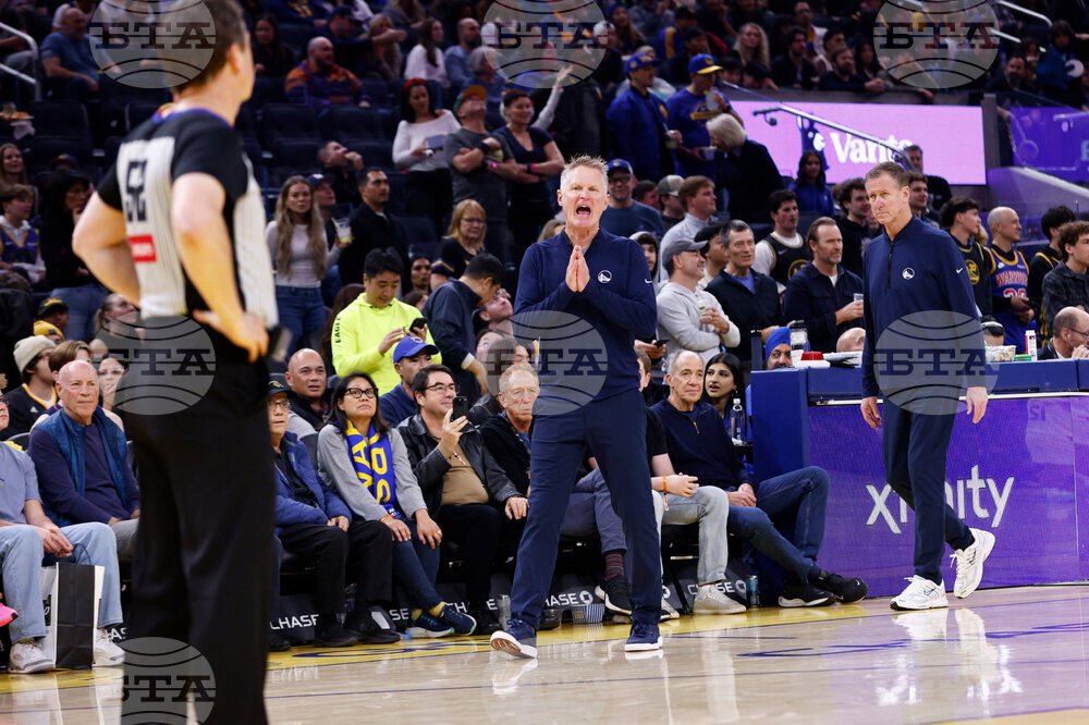 Suns Warriors Basketball