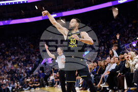 Suns Warriors Basketball