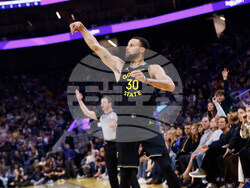 Suns Warriors Basketball