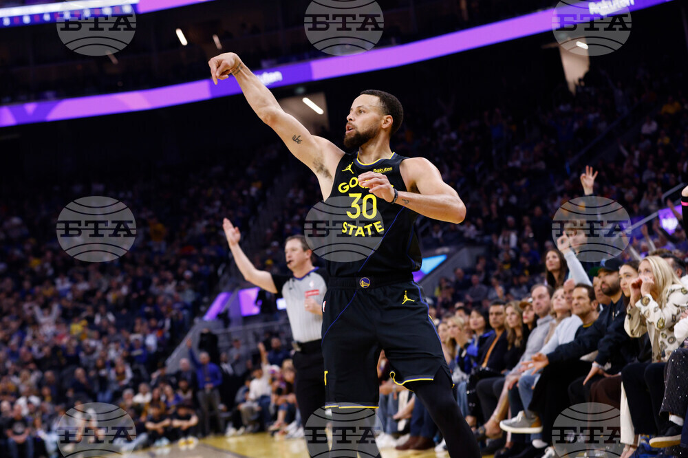 Suns Warriors Basketball