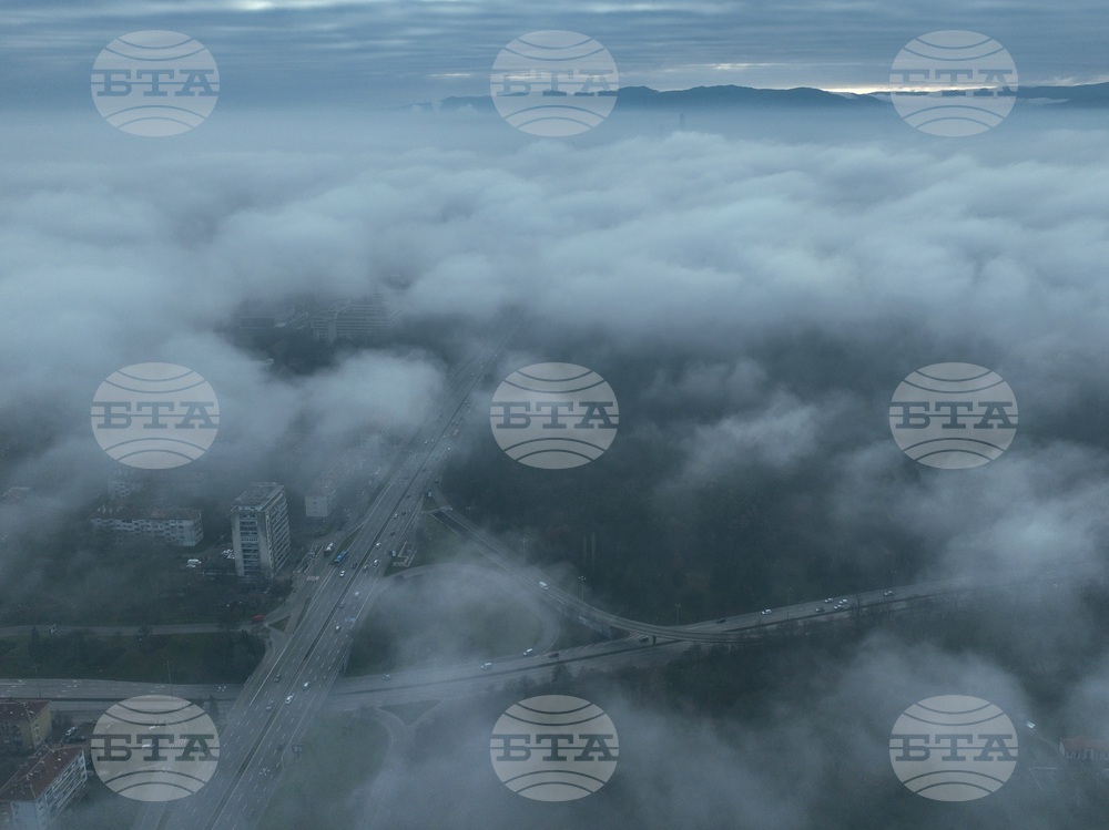 Столица - облачност и мъгла