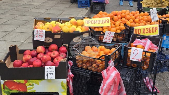 Основни продукти за коледно-новогодишните празници ще струват между 80 и 120 лева на семейство от четирима души в Сливен 