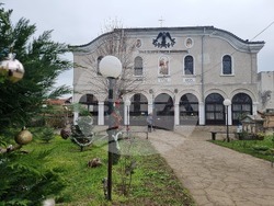 Ямбол - храм „Св. вмчк Георги Победоносец“ - неделна литургия