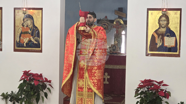 В българската църква „Св. преп. Йоан Рилски Чудотворец“ в Атина бе отслужена света литургия по повод Неделя пред Рождество Христово 