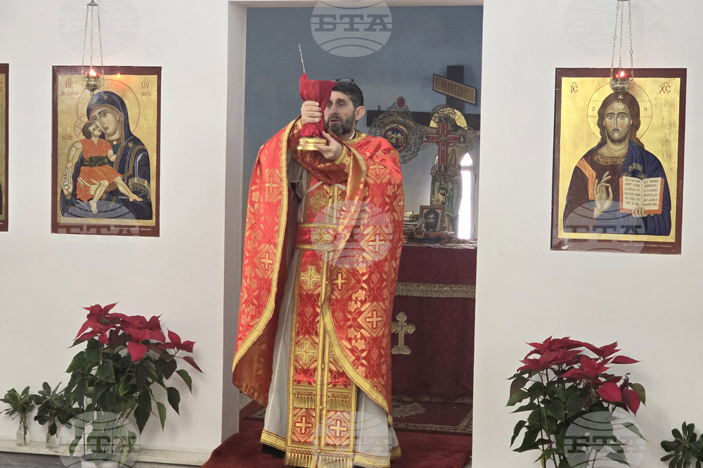 Гърция - Атина - българска църква - Света литургия