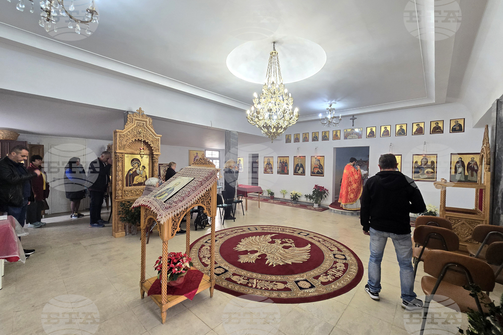 Гърция - Атина - българска църква - Света литургия