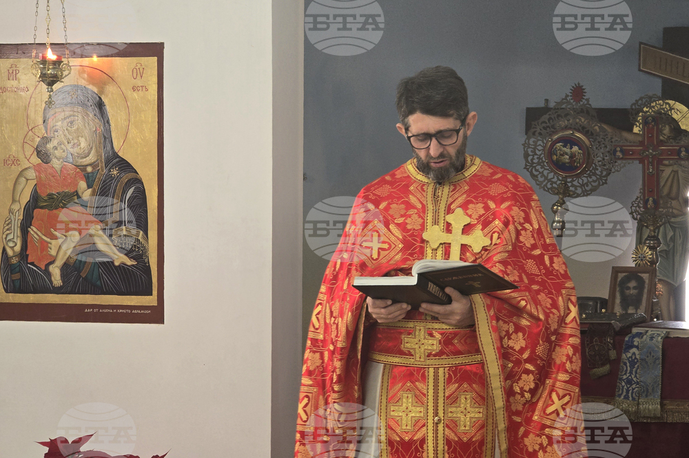 Гърция - Атина - българска църква - Света литургия