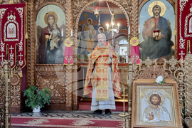 Шумен - църква „Св. Три Светители“ - неделна служба