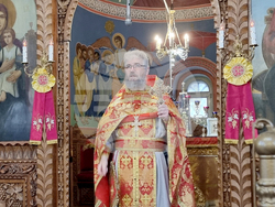 Шумен - църква „Св. Три Светители“ - неделна служба