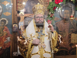 Видин - старинен храм „Св. Петка“ - митрополит Пахомий - литургия