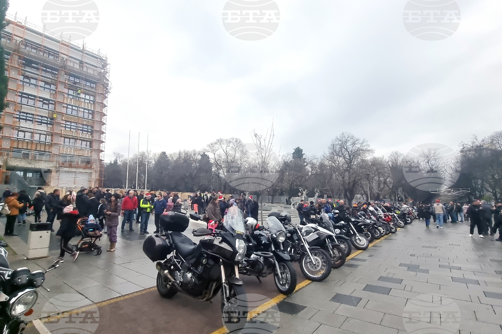 Стара Загора - Дядо Коледа на мотор