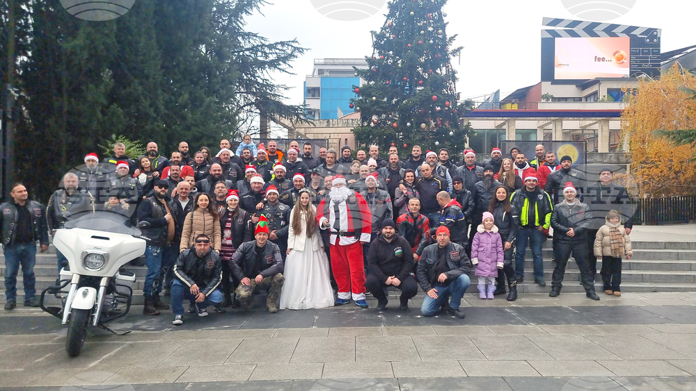 Стара Загора - Дядо Коледа на мотор