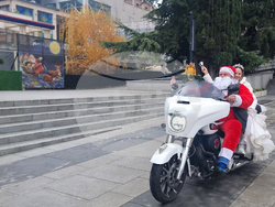 Стара Загора - Дядо Коледа на мотор