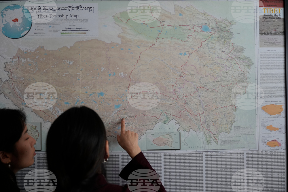 Digital Cage Tibet Exile Photo Essay