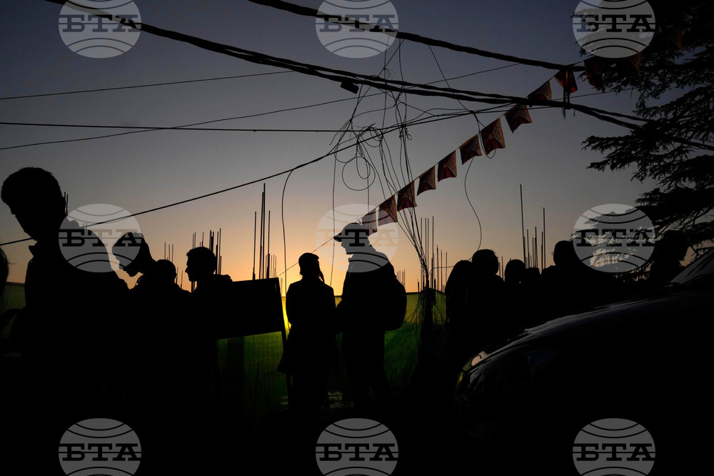 Digital Cage Tibet Exile Photo Essay