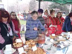 Димитровград - празник „Коледна трапеза“