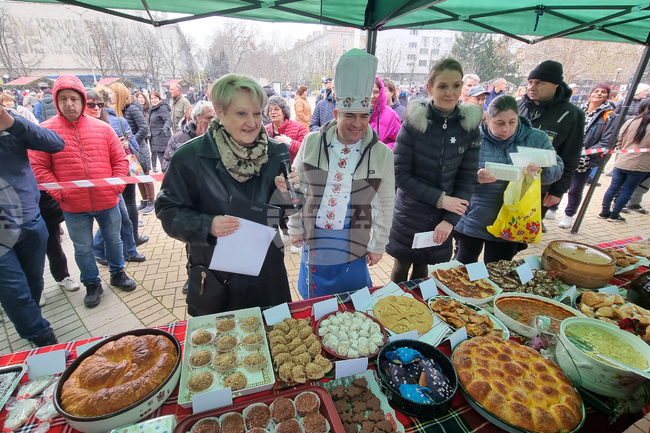 Димитровград - празник „Коледна трапеза“