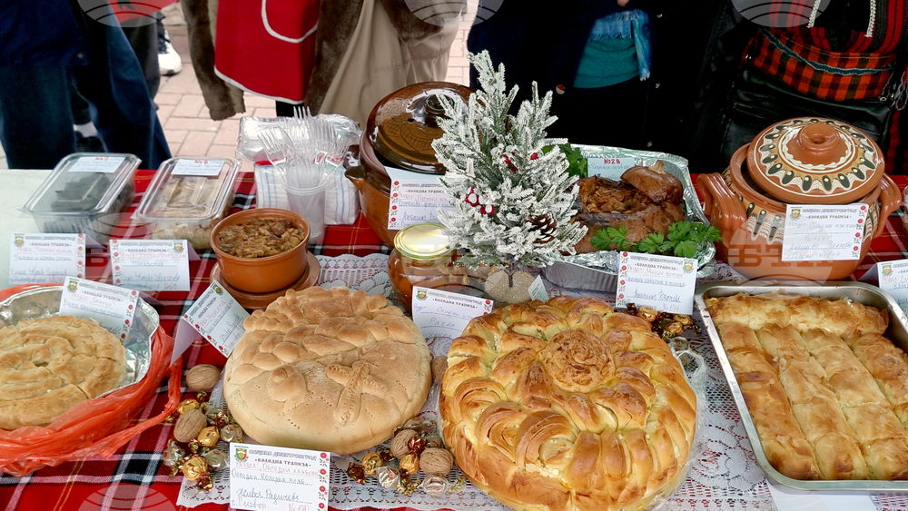 Димитровград - празник „Коледна трапеза“