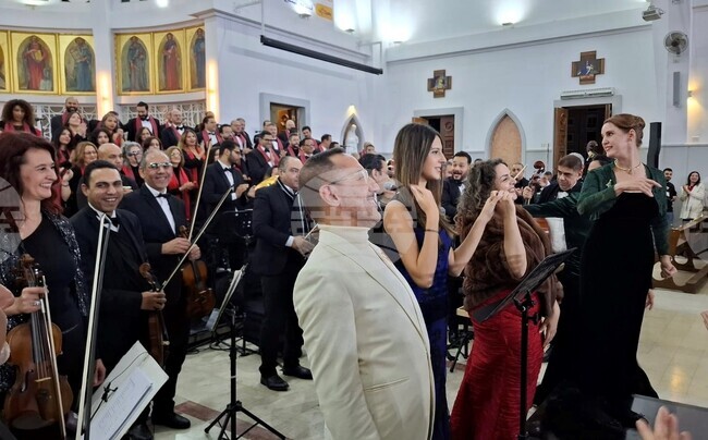 Cairo Celebration Choir Performs Bulgarian Song for Its 26th Christmas Concert