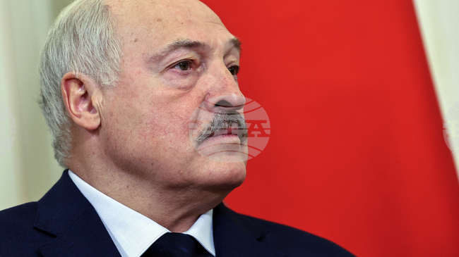 Лукашенко подписа споразумение за присъединяване към Съвета за мир на президента Тръмп, докато САЩ облекчават изолацията на Беларус